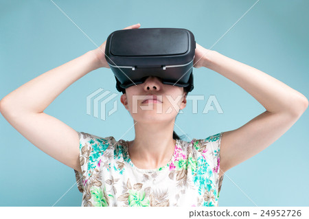 VR，一個令人驚訝的女人 24952726