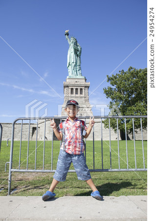 Statue of Liberty and Child Statue of Liberty and Child 24954274