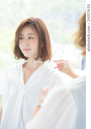 young woman young woman 24955639