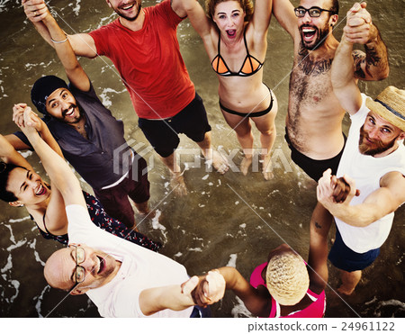 Suumer Friendship Togetherness Unity Enjoyment Concept Suumer Friendship Togetherness Unity Enjoyment Concept 24961122