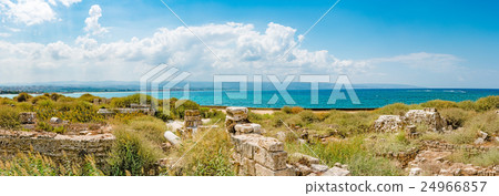 Landscape in southern Lebanon (Lebanon, teal) 24966857