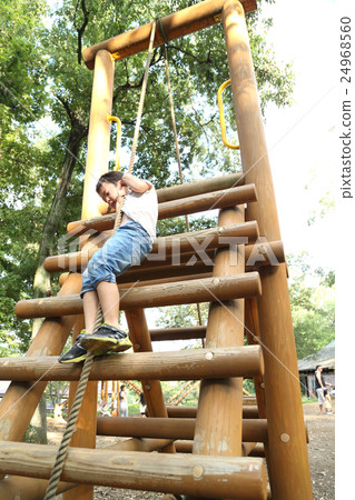 Athletic children 24968560