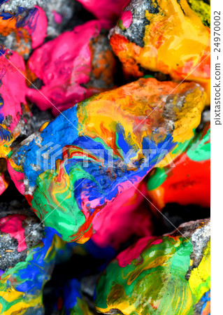 stones with colorful paint 24970002