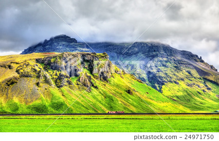 Mountains in South Iceland Mountains in South Iceland 24971750