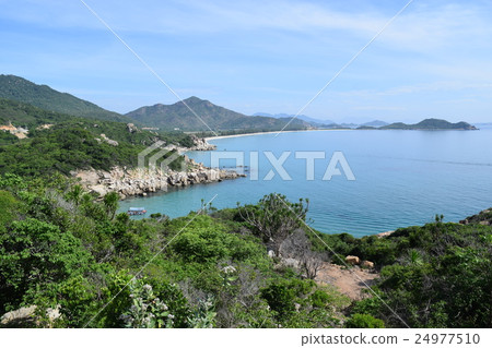 Vinh Hy bay and sea in Ninh Thuan, Vietnam 24977510