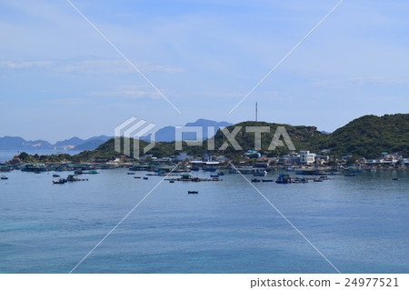 Vinh Hy bay and sea in Ninh Thuan, Vietnam 24977521