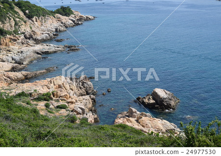 Vinh Hy bay and sea in Ninh Thuan, Vietnam 24977530