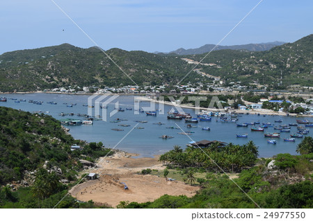 Vinh Hy bay and sea in Ninh Thuan, Vietnam Vinh Hy bay and sea in Ninh Thuan, Vietnam 24977550