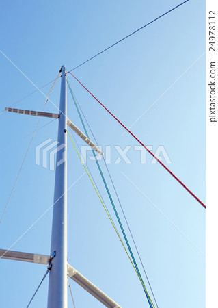Staysail halyard on the mast 24978112