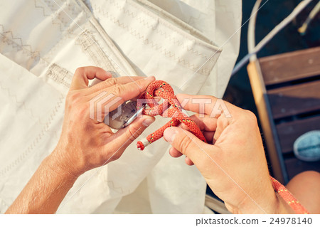 Process of knitting Bowline Process of knitting Bowline 24978140