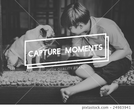 Affectionate Bestfriends Capture Moments Concept 24983941