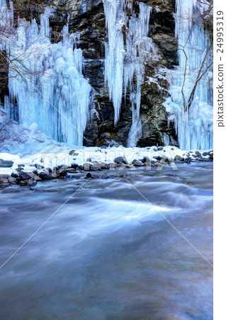 三十個槌槌冰柱 24995319