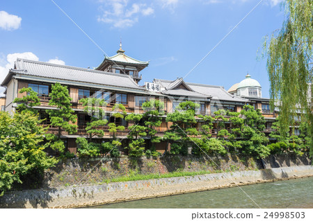 Tokai pavilion seen from Matsukawa boardwalk 24998503