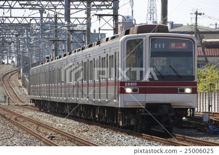 Tobu 20000 series to be sent after the morning rush Tobu 20000 series to be sent after the morning rush 25006025