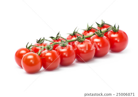 Cherry tomatoes on white 25006871