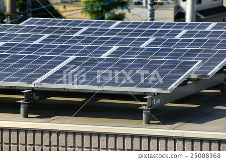 光伏發電安裝在屋頂 光伏發電安裝在屋頂 25008368
