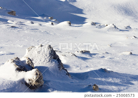 Rocks and snow Rocks and snow 25008573