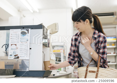 convenience store  25009596