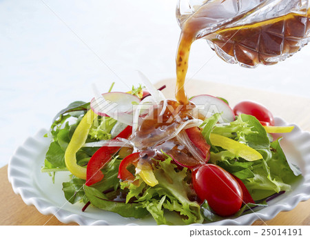 Salad dressing Salad dressing 25014191