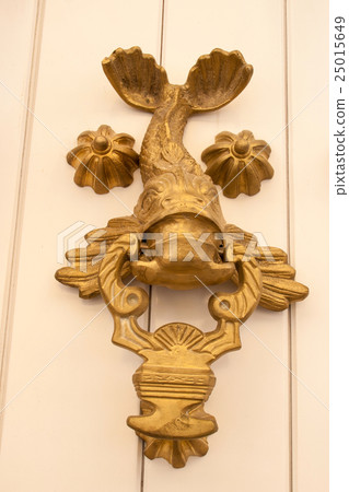 Door knocker fish shaped 25015649