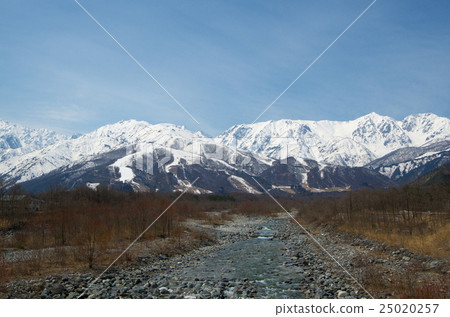 Winter Northern Alps 25020257