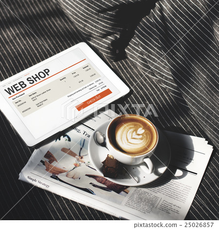 E-commerce Online Shopping Website Technology Concept E-commerce Online Shopping Website Technology Concept 25026857