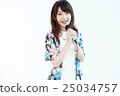 有話筒的女孩 25034757