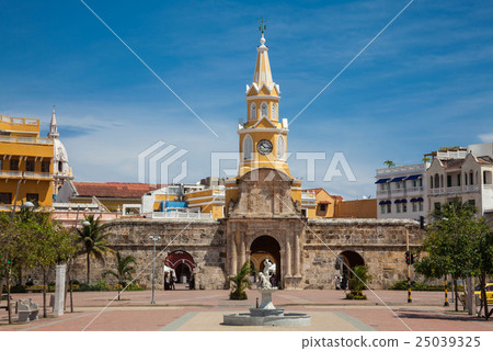 Public Clock Tower in Cartagena de Indias Public Clock Tower in Cartagena de Indias 25039325