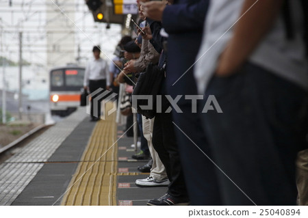 早上趕到JR西國分寺站(武藏野線回家) 早上趕到JR西國分寺站(武藏野線回家) 25040894