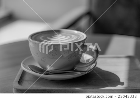 咖啡館拿鐵拿鐵藝術黑白圖像 咖啡館拿鐵拿鐵藝術黑白圖像 25045338