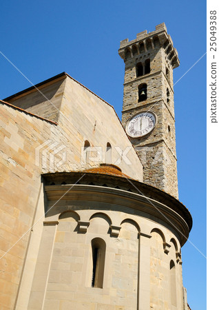 Duomo of Florence Fiesole and clock tower Duomo of Florence Fiesole and clock tower 25049388