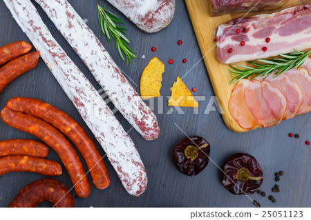 Picnic table with spanish sausage tapas 25051123