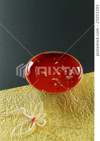 包括慶祝金葉（新年，國際） 25053393