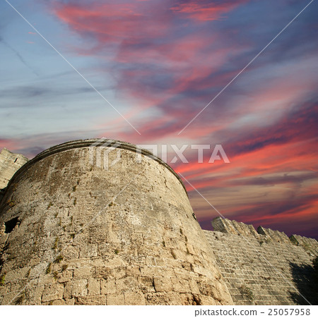 Medieval city walls in Rhodes town, Greece Medieval city walls in Rhodes town, Greece 25057958