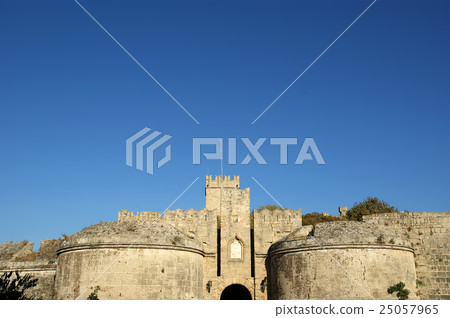 Medieval city walls in Rhodes town, Greece Medieval city walls in Rhodes town, Greece 25057965