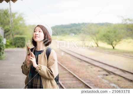 出女性肖像 出女性肖像 25063378