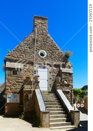 布萊爾島的石頭旅遊信息中心 25065519