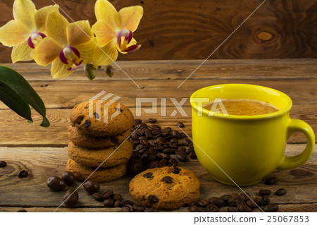 Coffee and cookies 25067853