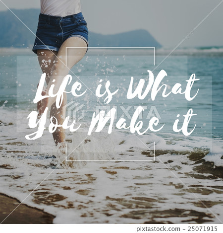 Live Is Simple Holiday Happiness Wonderful Day Concept 25071915