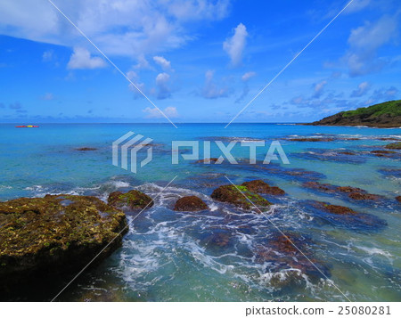 藍天美麗浪花 25080281