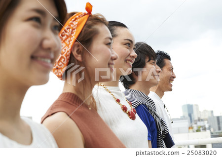 時尚團隊 25083020