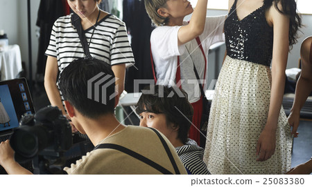 拍攝之間 拍攝之間 25083380