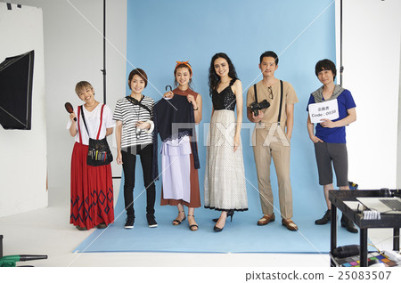 Fashion team Fashion team 25083507