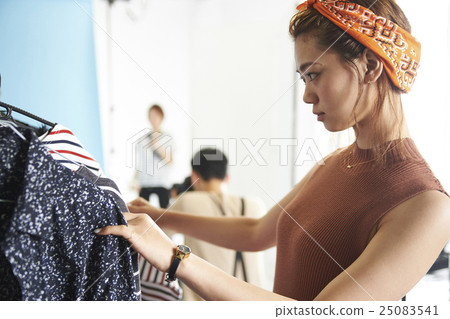 stylist stylist 25083541