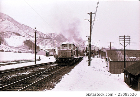 Showa 45 DD 5 towing express As soon as Okuhamen line Ikariki Nagai 25085520