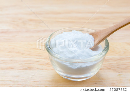 Baking soda Baking soda 25087882