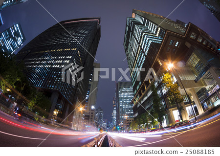 東京城市景觀大手丸丸之夜景觀建築進入超廣角魚眼射擊永久路燈追踪 25088185