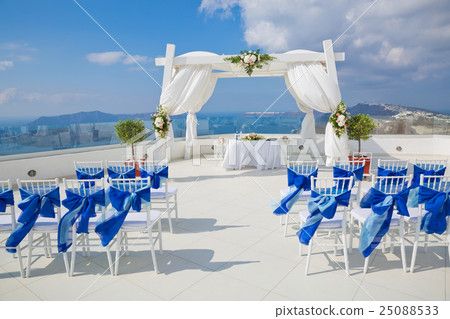 Holiday decorations for the wedding 25088533