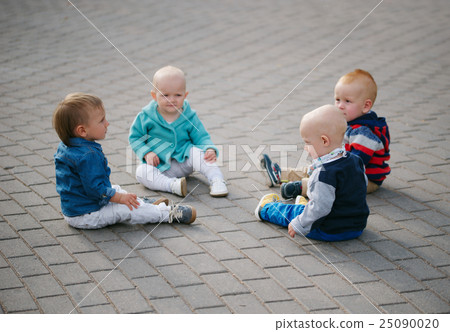 little children sitting in the circle little children sitting in the circle 25090020