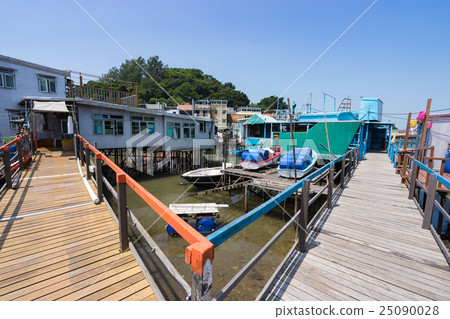 Hong Aao Village, Hong Kong 25090028
